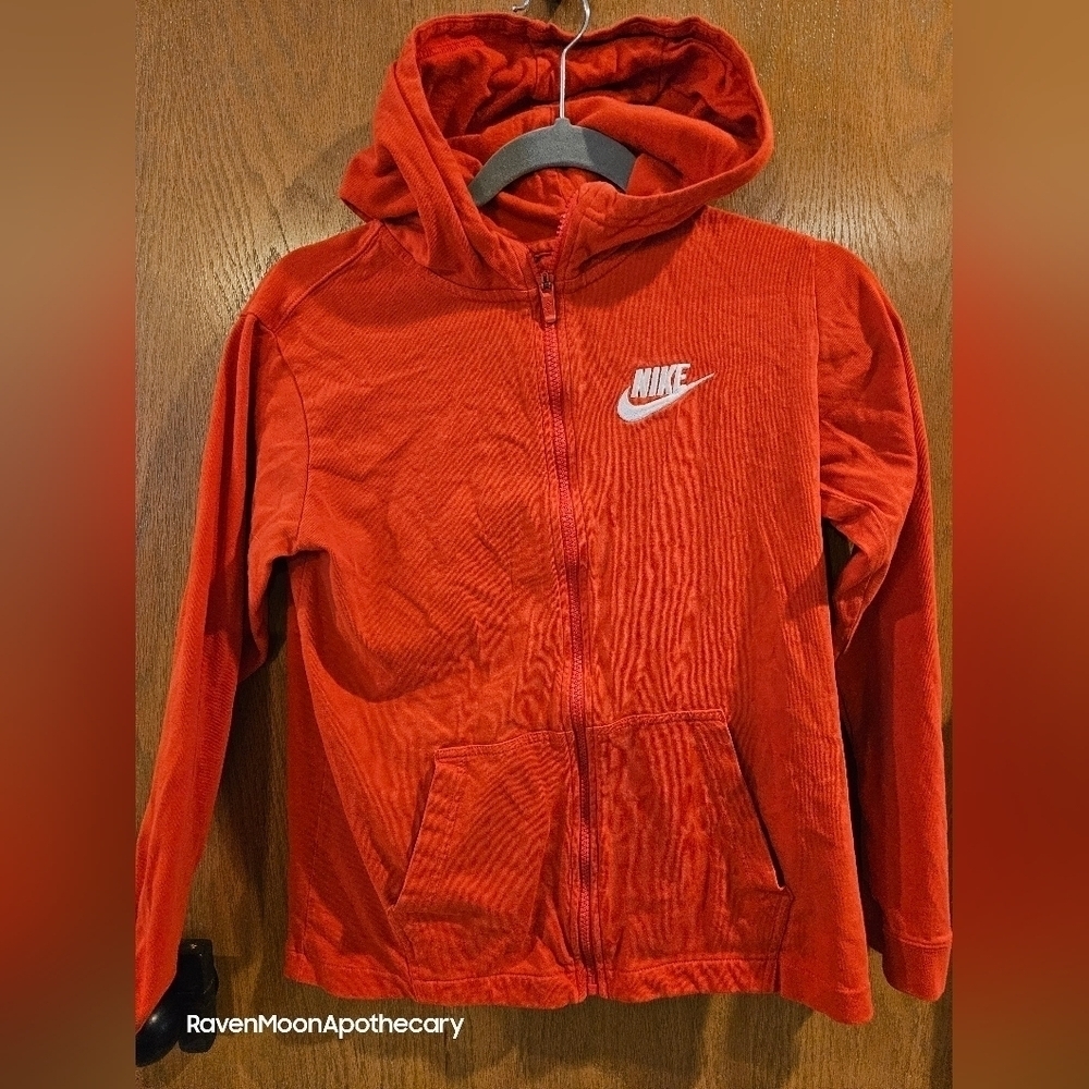 RED Nike Boys Jacket Xlarge